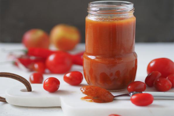 علت کپک زدن رب گوجه فرنگی خانگی