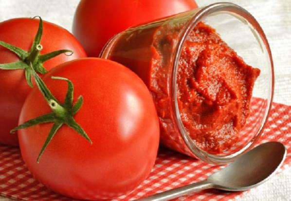 بررسی بازار رب گوجه فرنگی 10 کیلویی
